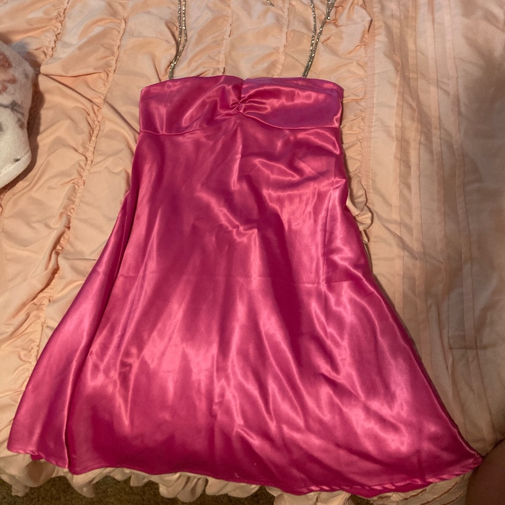 Fuchsia flowy dress